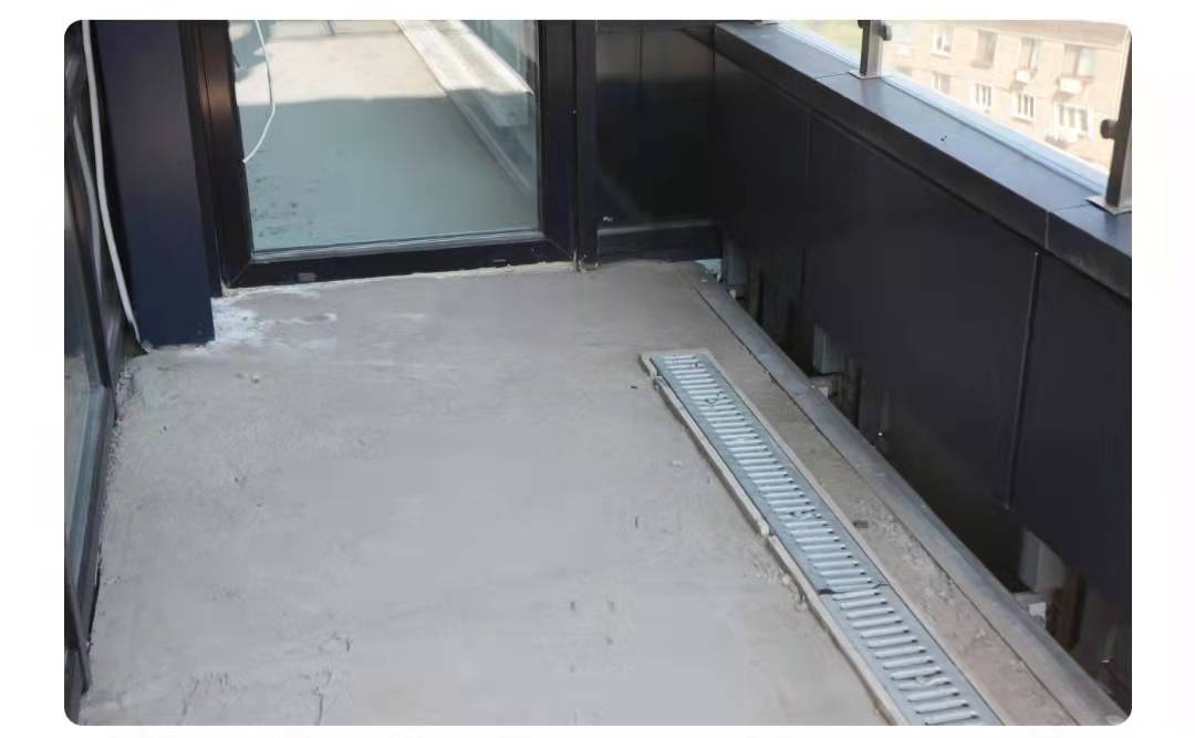 阳台装修.jpg 阳台装修.jpg