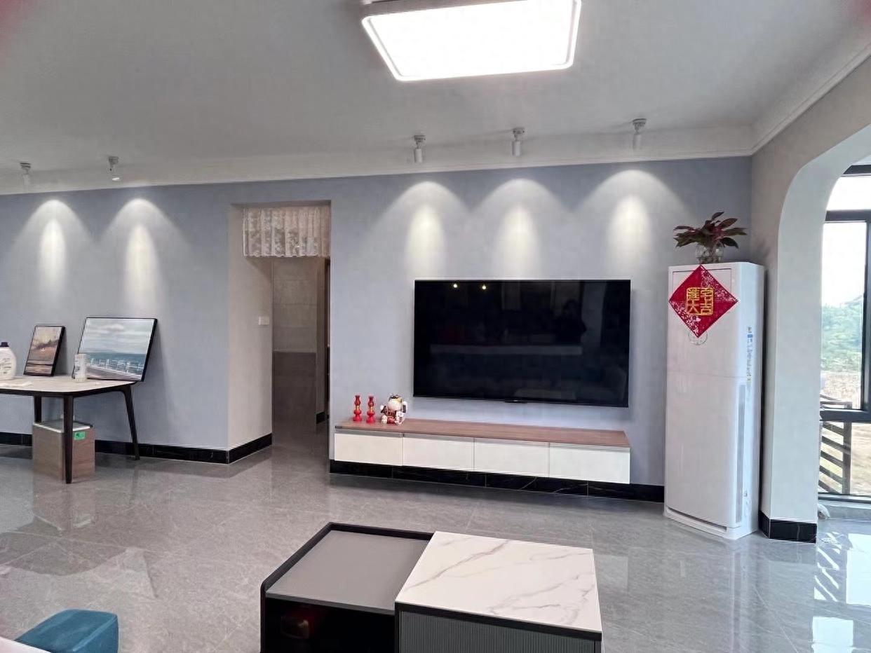 1703904945324723.jpg 1703904945324723.jpg